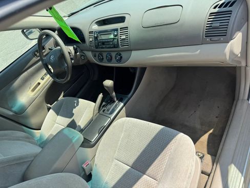 Used 2003 Toyota Camry LE FWD image 4