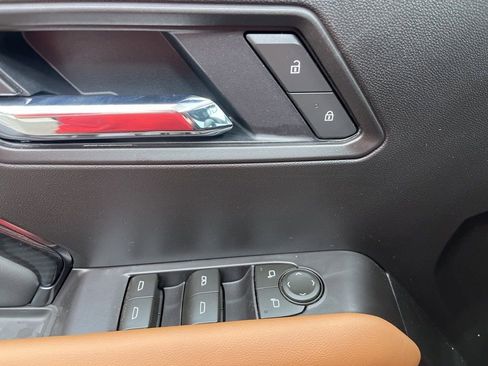 New 2026 GMC Canyon AT4 w/ Technology Plus Package AWD/4WD image 7