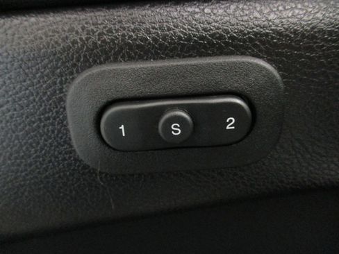 Used 2022 Jeep Grand Cherokee Limited image 21