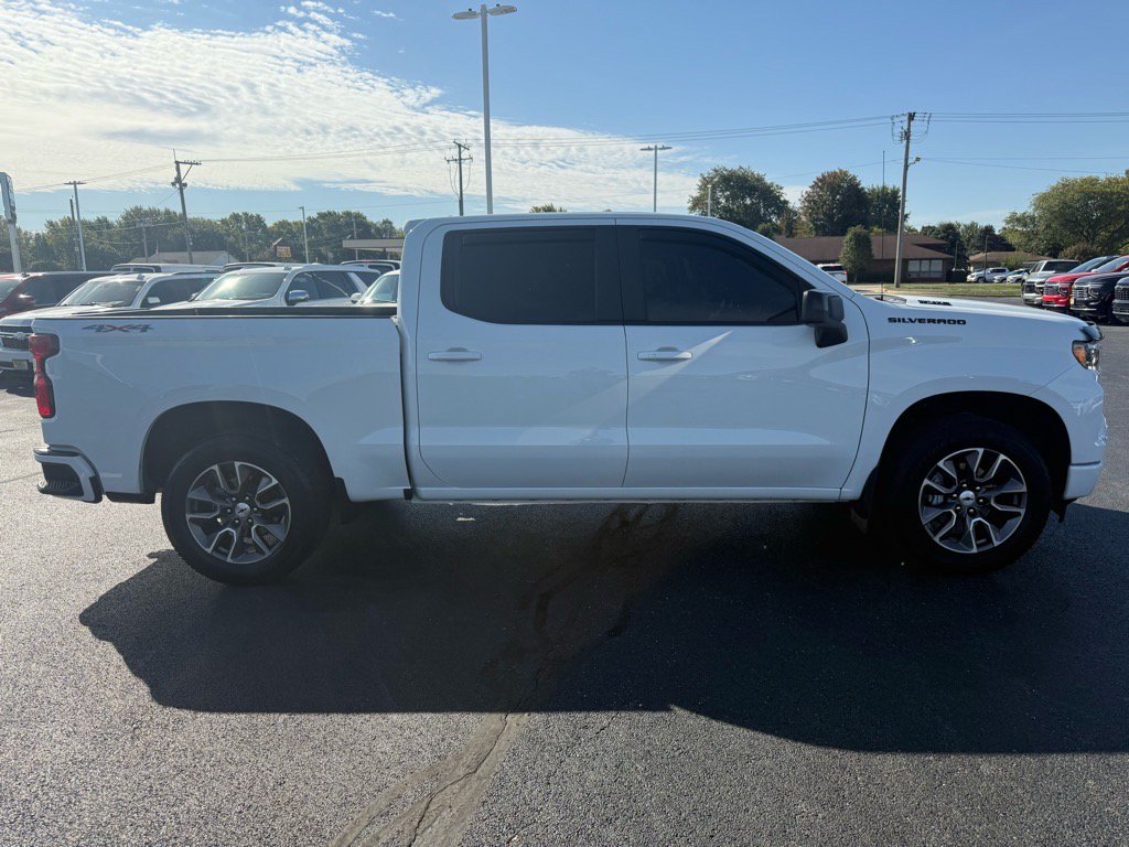Used 2023 Chevrolet Silverado 1500 RST w/ Rally Edition AWD/4WD image 6