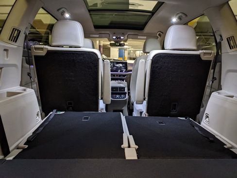 New 2026 Volkswagen Atlas SEL Premium R-Line image 27