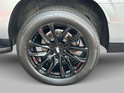 Certified 2024 Cadillac Escalade ESV Sport w/ LPO, ONYX Package image 13