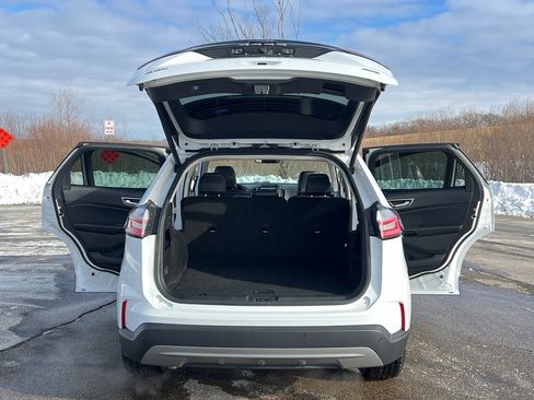 Used 2024 Ford Edge SEL w/ Convenience Package image 39