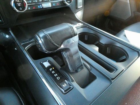 Used 2021 Ford F150 Lariat w/ Equipment Group 502A High AWD/4WD image 11