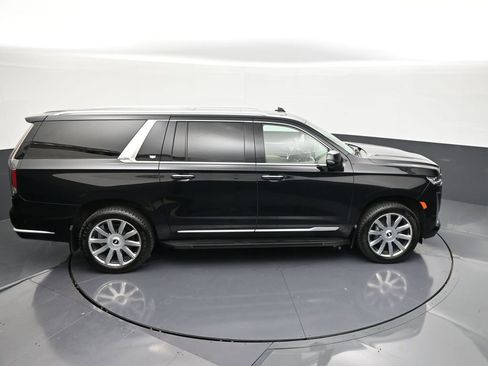 Used 2022 Cadillac Escalade ESV Premium Luxury Platinum w/ Heavy-Duty Trailer Package AWD/4WD image 18