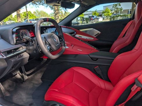 Used 2024 Chevrolet Corvette Stingray Preferred Cpe w/ 2LT image 13