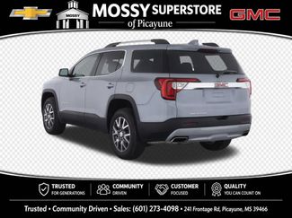 Used 2023 GMC Acadia SLT w/ LPO, Floor Liner Package FWD video 3