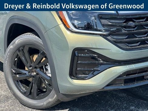New 2026 Volkswagen Atlas Cross Sport SEL R-Line AWD/4WD image 10