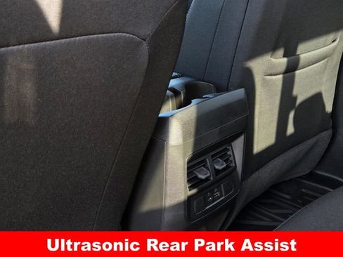 New 2026 GMC Canyon Elevation w/ Convenience Package image 18