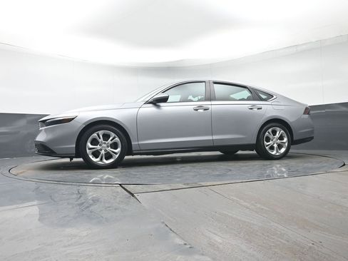 Certified 2023 Honda Accord LX image 26