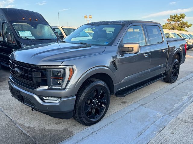 Used 2022 Ford F150 Lariat w/ Equipment Group 502A High AWD/4WD image 11