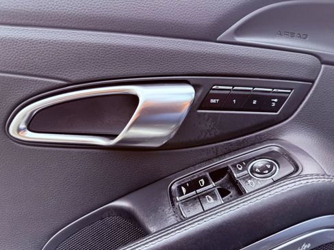 Used 2013 Porsche 911 Carrera image 37