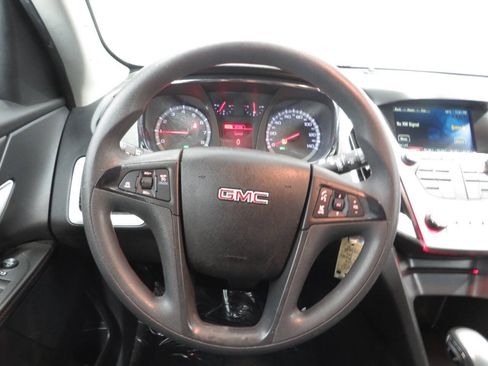 Used 2015 GMC Terrain SLE FWD image 16