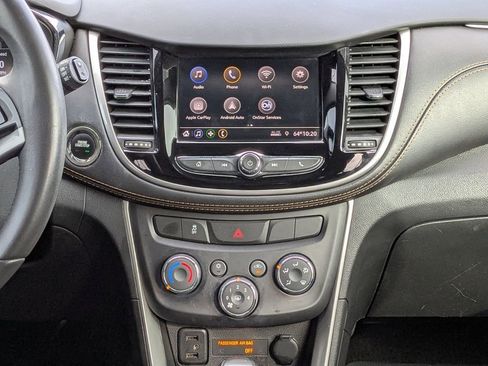 Certified 2021 Chevrolet Trax LT w/ Driver Confidence Package image 20