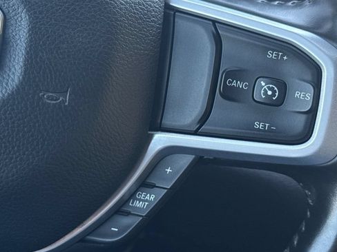 Used 2022 RAM 1500 Big Horn AWD/4WD image 33
