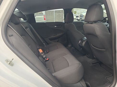 Used 2025 Chevrolet Malibu LT FWD image 28