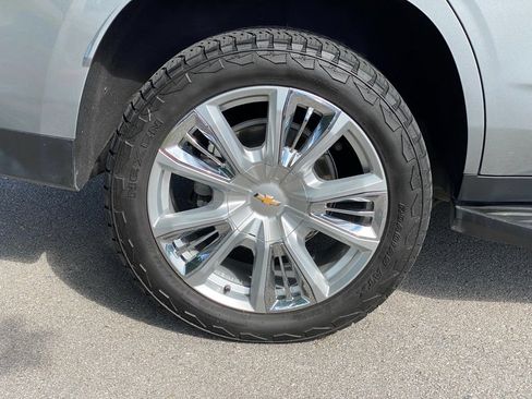 Used 2023 Chevrolet Tahoe High Country AWD/4WD image 35