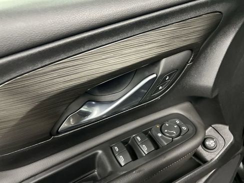 Certified 2023 GMC Terrain SLE w/ Driver Convenience Package image 22