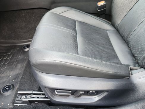 Used 2025 Toyota Camry XSE w/ Premium Package image 25