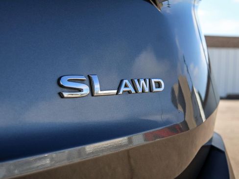 Used 2023 Nissan Rogue SL image 11