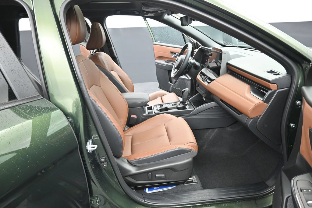 Used 2026 Subaru Outback Touring XT AWD/4WD image 38