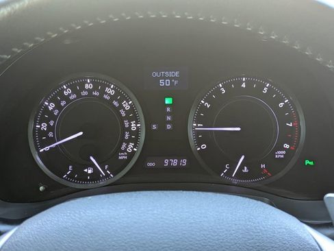 Used 2015 Lexus IS 350C image 11