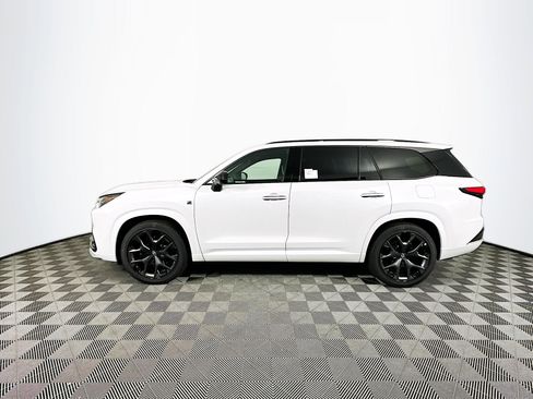 New 2026 Lexus TX 500h AWD image 4