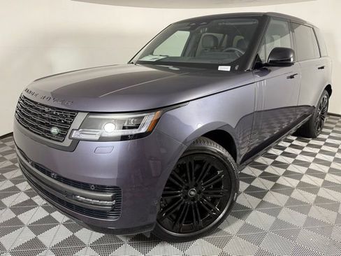 New 2025 Land Rover Range Rover Long Wheelbase SE image 2