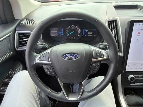 Used 2024 Ford Edge SEL w/ Sport Appearance Package AWD/4WD image 10