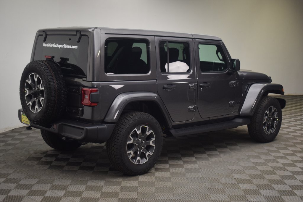 New 2026 Jeep Wrangler Unlimited Sahara AWD/4WD image 5