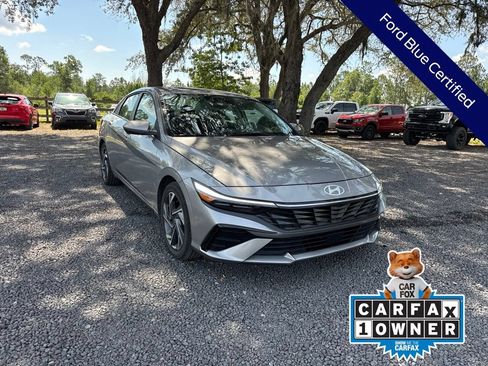 Used 2025 Hyundai Elantra SEL FWD image 10