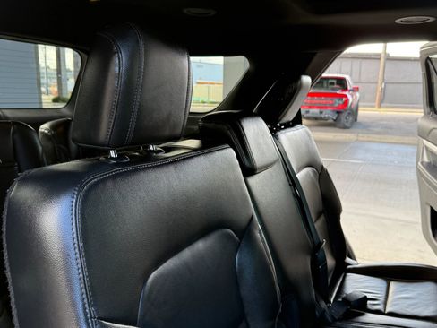 Used 2017 Ford Explorer XLT w/ Equipment Group 202A image 22