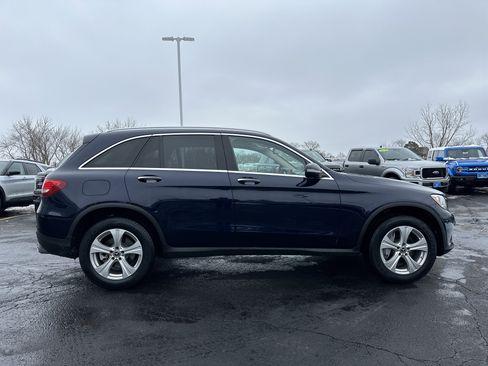 Used 2018 Mercedes-Benz GLC 300 GLC 300 image 2