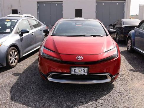 Certified 2025 Toyota Prius Plug-In Hybrid w/ Limited Premium Package FWD image 3