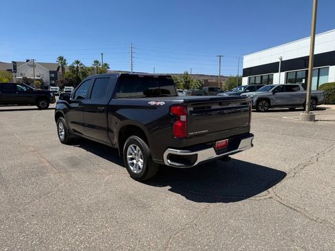 Used 2022 Chevrolet Silverado 1500 LT AWD/4WD image 7