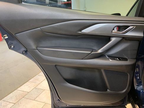 Used 2023 MAZDA CX-9 Touring Plus image 39