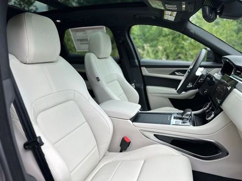 New 2026 Jaguar F-PACE R-Dynamic S AWD/4WD image 19