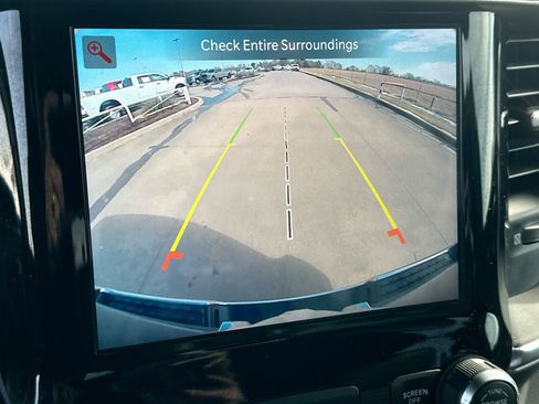 Used 2024 RAM 1500 Laramie image 17