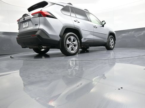 Certified 2025 Toyota RAV4 XLE w/ Convenience Package AWD/4WD image 31