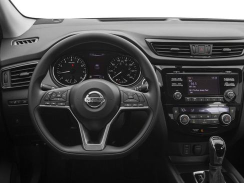 Used 2017 Nissan Rogue Sport S w/ S Appearance Package AWD/4WD image 5