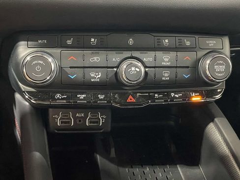 Used 2026 Dodge Durango GT AWD/4WD image 31