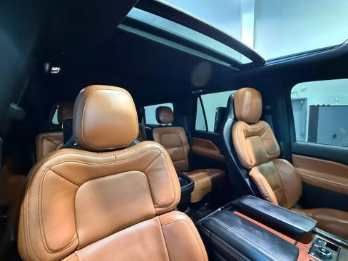 Used 2021 Lincoln Navigator L Reserve RWD image 50