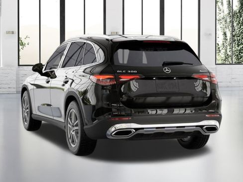 Certified 2025 Mercedes-Benz GLC 300 4MATIC image 27