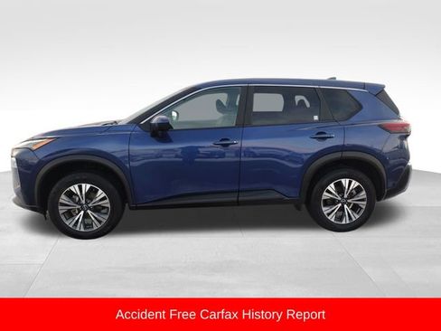 Used 2023 Nissan Rogue SV image 4