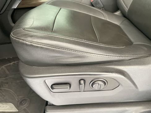 Used 2021 Chevrolet Silverado 1500 RST w/ Convenience Package II image 12