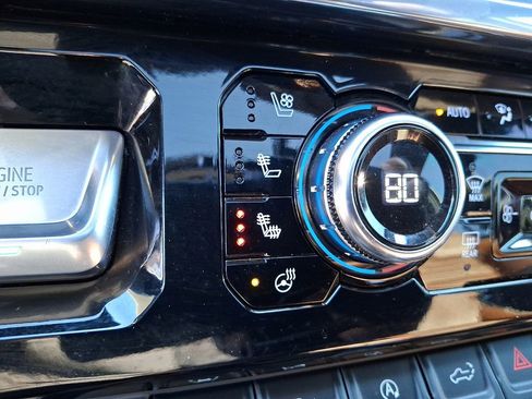 Used 2023 GMC Sierra 1500 Denali Ultimate image 27