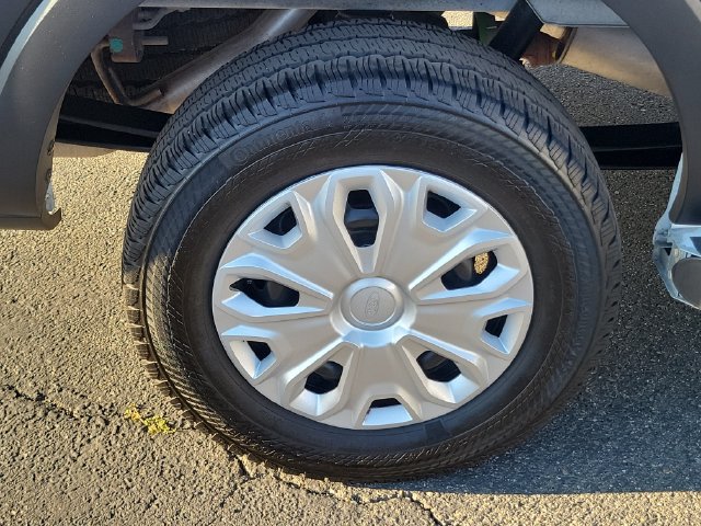 Used 2025 Ford Transit 250 Low Roof w/ Exterior Upgrade Package RWD image 5