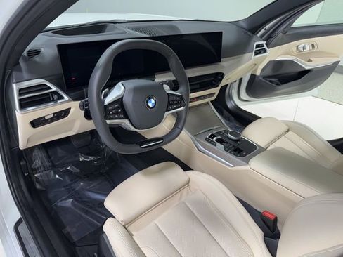 Used 2025 BMW 330i xDrive Sedan w/ Premium Package image 14