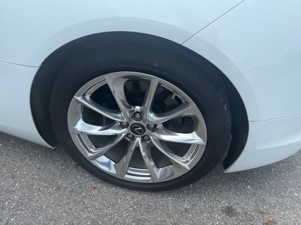 Used 2018 Lexus LC 500 Coupe w/ Touring Package RWD image 16