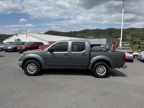 Used 2019 Nissan Frontier SV RWD image 5